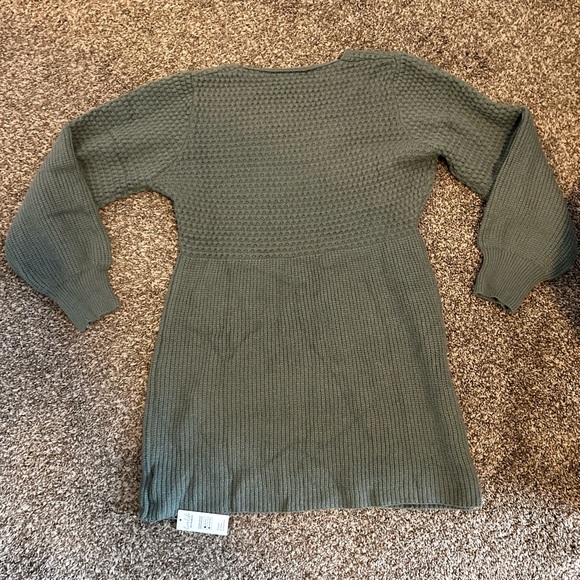 Cupshe knit green sweater dress - Picture 2 of 5